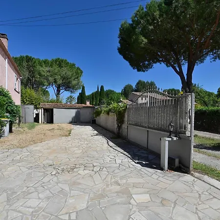 1 Bedroom Amazing In * Lunel (Herault)