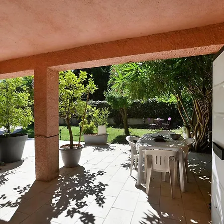 1 Bedroom Amazing In Apartment