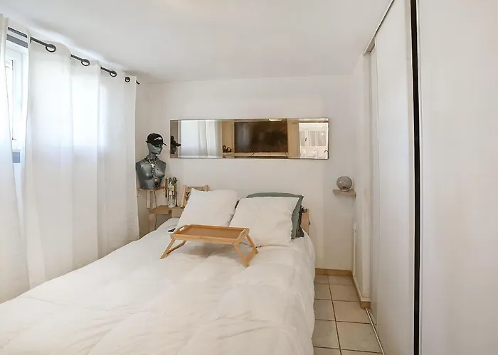 1 Bedroom Amazing In *